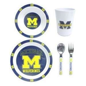  Michigan Wolverines NCAA Childrens 5 Piece Dinner Set 
