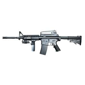 well M16A4 Spring Rifle w/laser flash light  Sports 