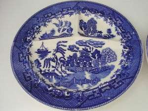 TWO MORIYAMA GRILL PLATES   BLUE WILLOW ON WHITE  