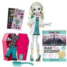These are the coolest ghouls at Monster High in their trendiest school 