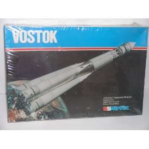  Russian Vostok Satellite   Plastic Model Kit Everything 