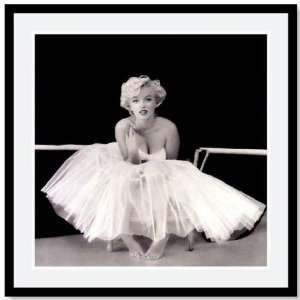    Marilyn Monroe Framed Art 25square Bkrs Wht/md Gry