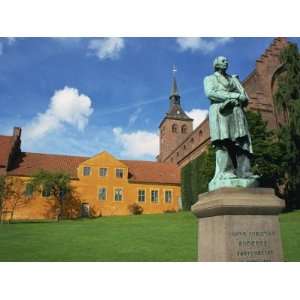  Statue of Hans Christian Andersen, Odense, Funen, Denmark 