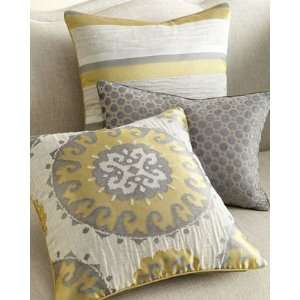  Farris Medallion Pillow