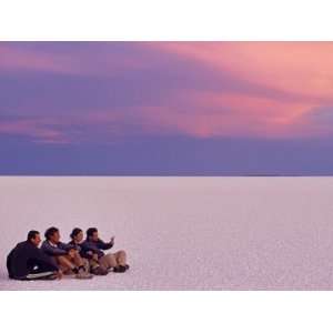  Sit on Great Expanse of Salt, the Salar De Uyuni, Largest Salt Flat 