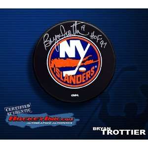 com Bryan Trottier New York Islanders Autographed/Hand Signed Hockey 