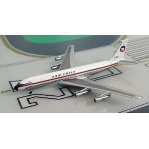  Aeroclassics Lan Chile B707 385C Model Airplane 