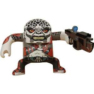    NECA Gears of War 4.5 inch Batsu Locust Grenadier Toys & Games