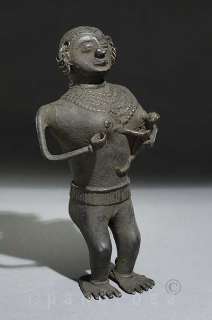   tribal bronze sculpture mother and child Khond tribes India  
