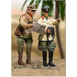 1/32 DAK Rommel W/Adjuant TCS00237 Toys & Games