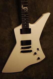 ESP Guitar James Hetfield Metallica Snakebyte Electric LTD Snow White 