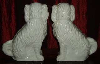 antique 1800s STAFFORDSHIRE SPANIEL DOGs Old 11 Mantle Pair Ironstone 