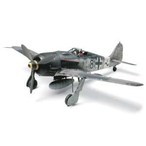  Focke Wulf Fw190 A8 A8R2 1 48 by Tamiya Toys & Games