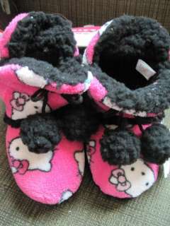 Childs HELLO KITTY Plush SLIPPERS ~ Size 11/12 ~ NEW  