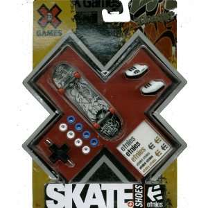  Mattel X Games Etnies Fingerboard Skate & Shoes   P3915 