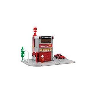  Tomica Hypercity Gas Station Playset Toys & Games