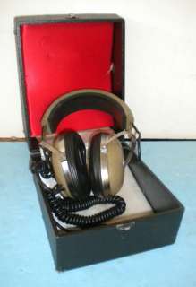 Vintage Koss PRO 4AA Studio Quality Stereo Headphones in Pioneer Case 