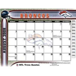 Denver Broncos NFL 22 x 17 Academic Desk Calendar  Sports 
