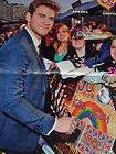 NEW   The Hunger Games Liam Hemsworth Signing Autographs Poster 