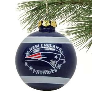  New England Patriots 2011 Snowflake Glass Ball Ornament 