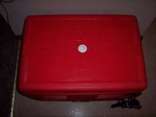COLEMAN / MARLBORO RED COOLER ELECTRIC HOT & COLD ICE CHEST CAMPING 