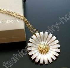fashion white daisy gold plated Necklace Pendant  