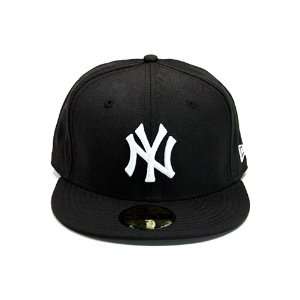  New Era New York Yankees Hat Black. Size 8 Sports 