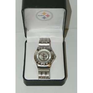  Pittsburgh Steelers Embosed Logo Dial Watch in Gift Box 