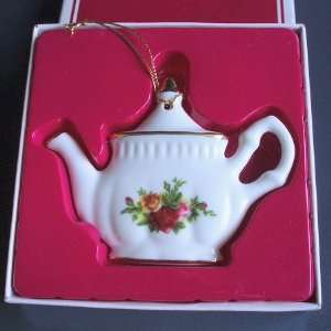  Royal Albert Old Country Roses Teapot Ornament MIB 