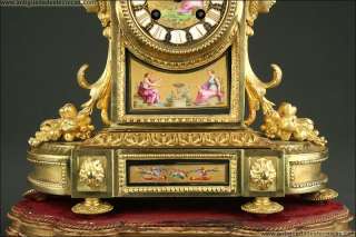 Antique French Mantle Clock. XIX Century.  