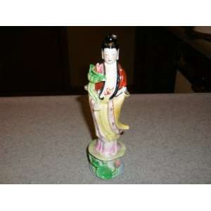  Antique Chinese Porcelain Figurine