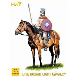    Late Roman Light Cavalry & Horses (24) 1/72 Hat Toys & Games