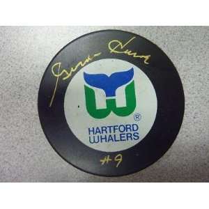 Gordie Howe Autographed Puck   Vintage NHL Ziegler JSA COA 