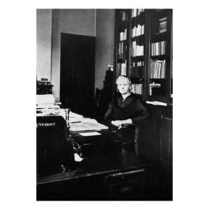 Marie Curie in her office at the Radium Institute, Paris 1925 Premium 