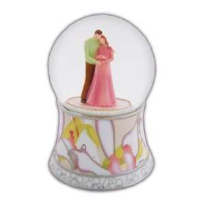  Beautiful Expectant Parents Water Globe 