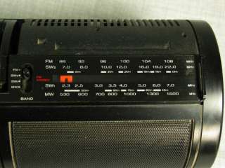   Rare Hitachi Cylindrical Boombox  AM, FM, SW, Dual Cassette  