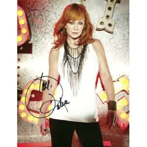  REBA MCENTIRE COUNTRY MUSIC SWEET AUTOGRAPHED 8 X 10 