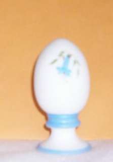 FENTON EGG ~ HANDPAINTED ~ SALE PRICE ~ MINT  