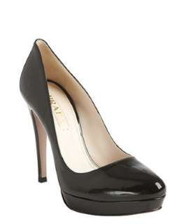 Fendi black leather wingtip pumps   