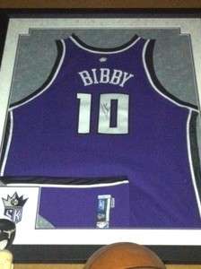   Bibby Game Worn Used Signed Basketball jersey Sacramento Kings Framed