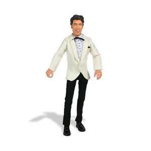   Figure Elvis Dressed in White Suit Coat and Black Pants Toys & Games